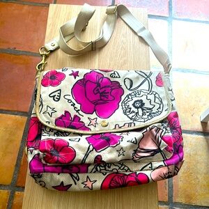 Coach “poppy” messenger styles bag